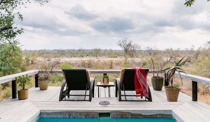 WATERHOLE POLE SUITE